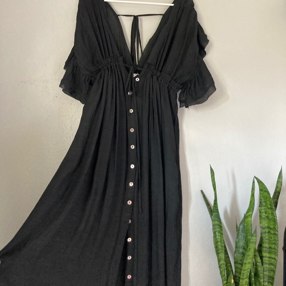 Vici Black Button-Front Maxi Dress